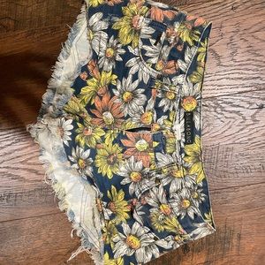 Flower booty shorts